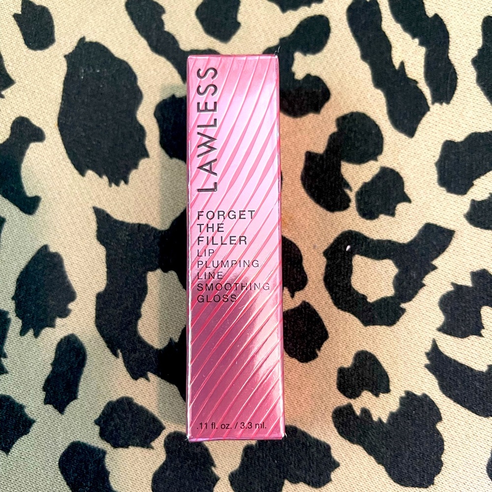 Lawless Lip Plumping Gloss